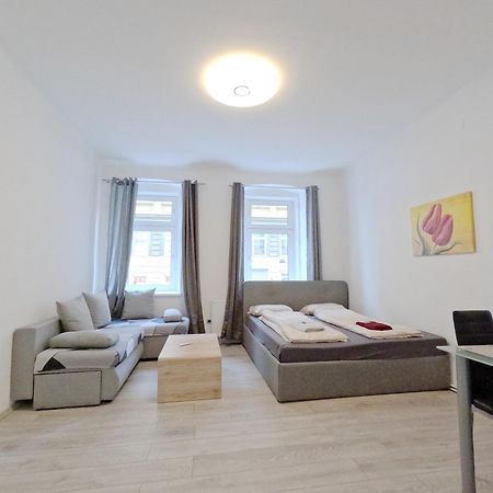 Elite Apartment Mz Wina Bagian luar foto